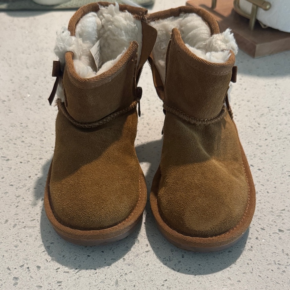 UGG Tan Kids Boots with Soft Lining
